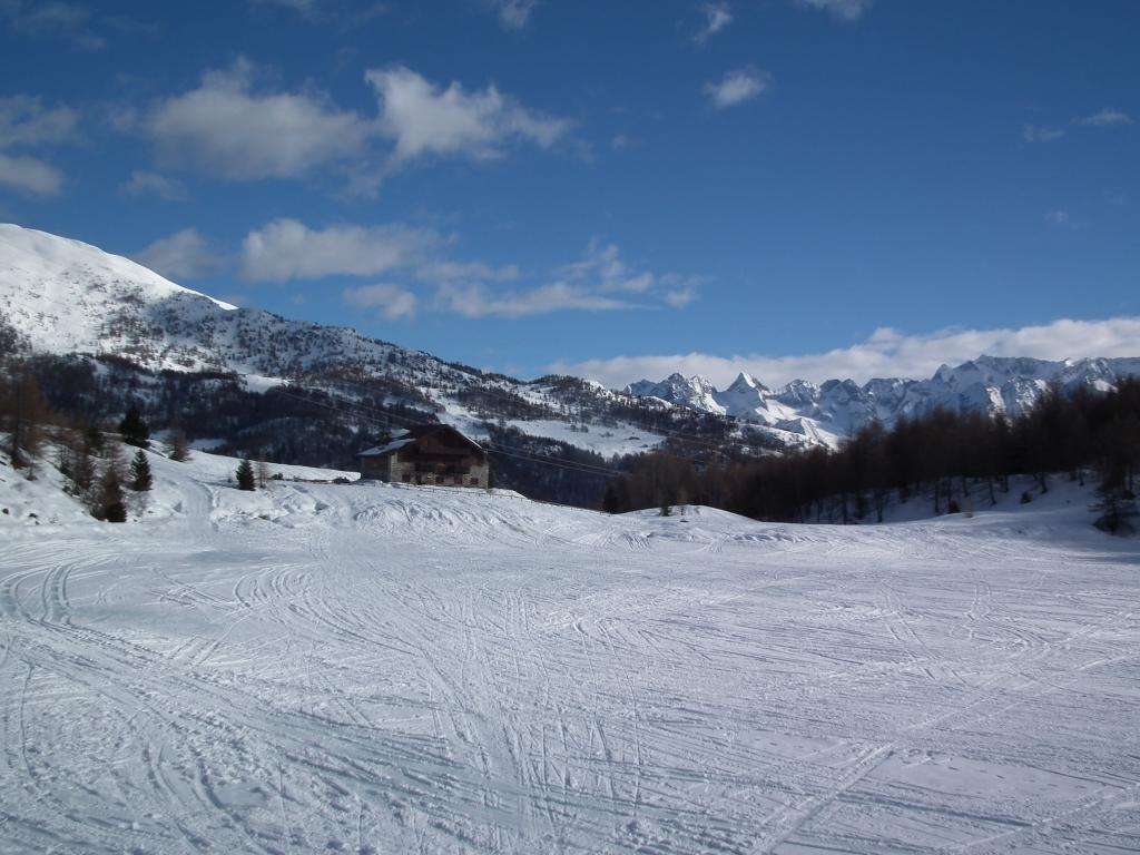 Rifugio Al Lago Del Mortirolo In Inverno Raggiungibile Solo A Piedi Monno ภายนอก รูปภาพ