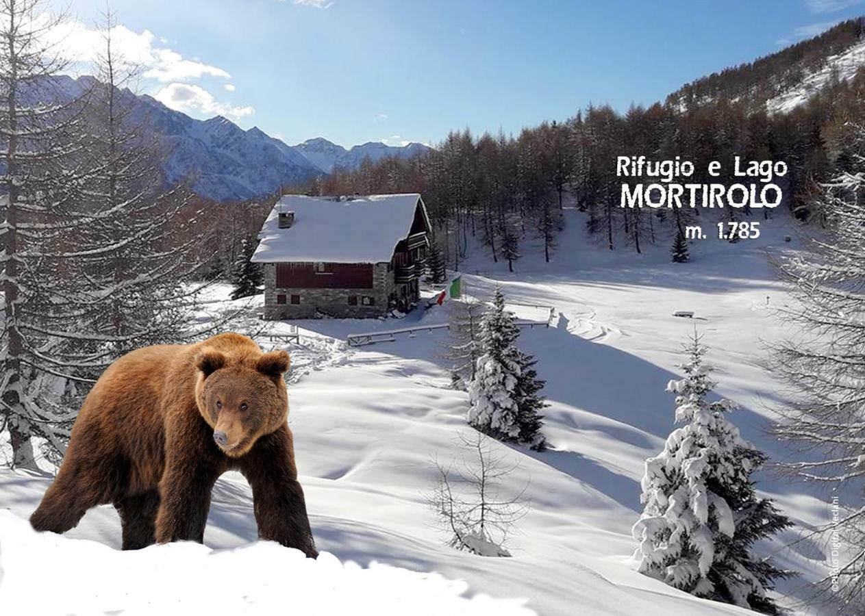 Rifugio Al Lago Del Mortirolo In Inverno Raggiungibile Solo A Piedi Monno ภายนอก รูปภาพ